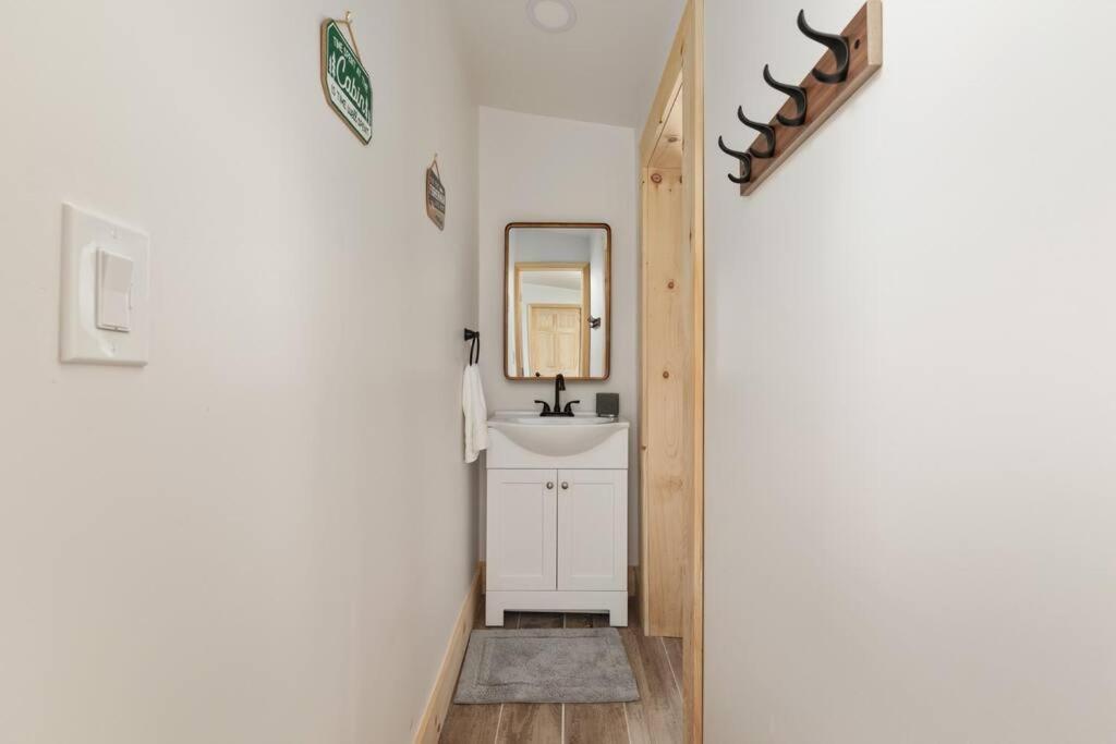 Lazy Lake 3Br Cabin W/ Mtn Views + Hot Tub +Wi-Fi 卢雷 外观 照片